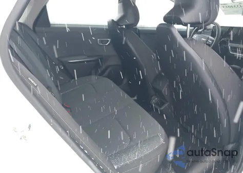 2025 Kia K4 Lxs из США, поврежденный, VIN 3KPFT4DE2SE232446